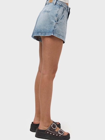 Loosefit Jean 'MINI DENIM SHORT' IT'S BASIC en bleu