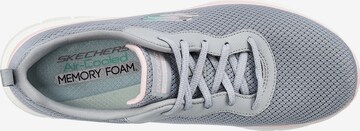 Baskets basses 'Flex Appeal 4.0' SKECHERS en gris