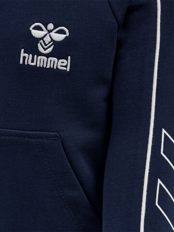 Hummel Sportief sweatshirt 'Casey' in Blauw