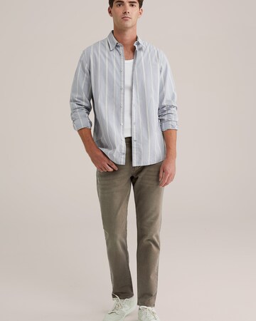 Slimfit Jeans di WE Fashion in marrone