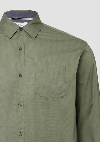 Coupe regular Chemise s.Oliver en vert