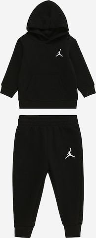 Survêtement 'ESSENTIALS' Jordan en noir : devant