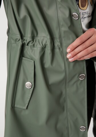 KangaROOS Raincoat in Green