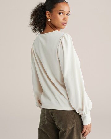 WE Fashion Свитер в Белый