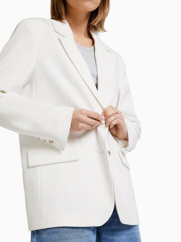 Bershka Blazer in Weiß