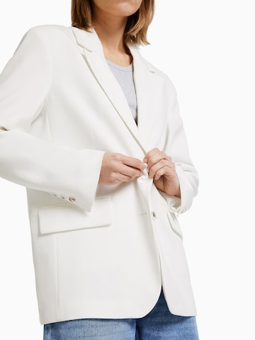 Bershka Blazer in Weiß