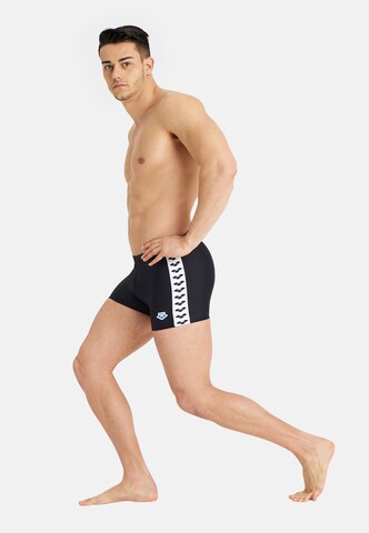 ARENA Sportzwembroek 'ARENA ICONS SWIM SHORT SOLID' in Zwart