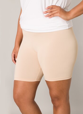 BASE LEVEL CURVY Skinny Pants in Beige