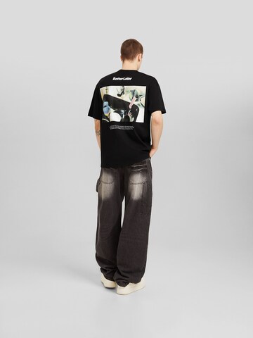 Bershka T-Shirt in Schwarz