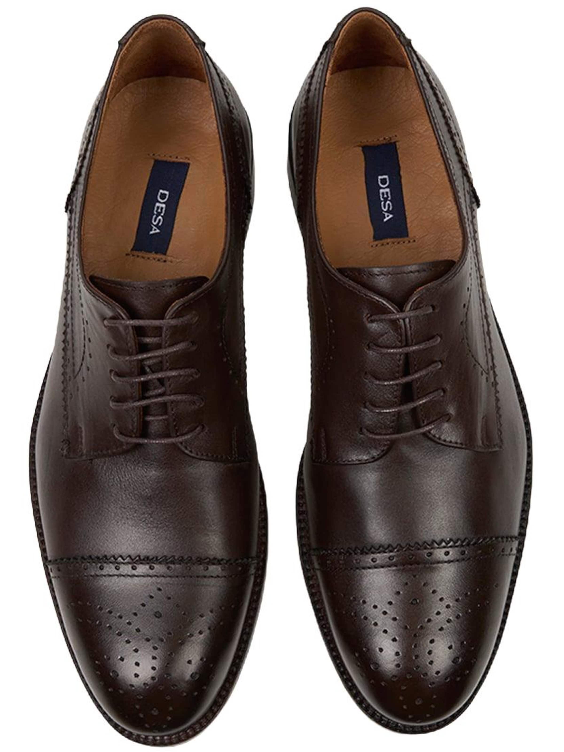 Desa Lace-Up Shoes in Brown