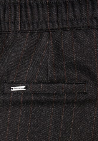 STREET ONE Loosefit Hose in Schwarz