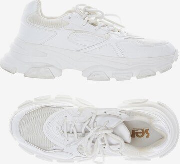 Bershka Sneakers & Trainers in 44 in White: front