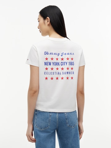 Tommy Jeans Shirts 'NOVELTY STAR' i hvid: forside