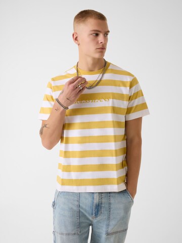 GUESS JEANS Shirt in Yellow: front