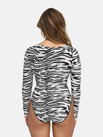 Body modellante 'Bodysuit Sculpting Shapewear Longsleeve mit Slip' di cfab (formerly creamy fabrics) in bianco