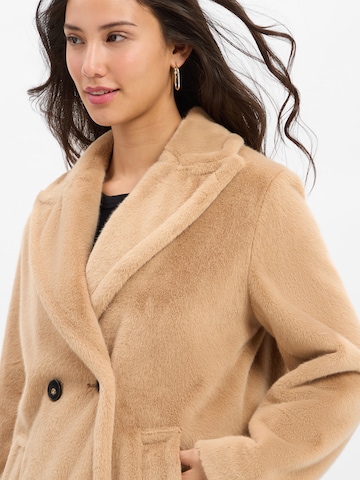 Marc Cain Winter coat in Beige