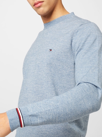 TOMMY HILFIGER Svetr – modrá