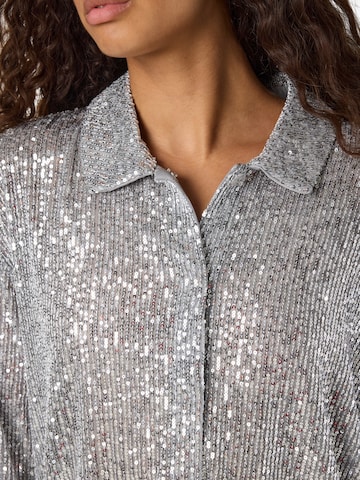 Chemisier 'NMSCARLET' Noisy may en argent