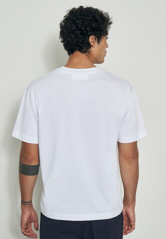 T-Shirt ' Studio ' Studio Seidensticker en blanc