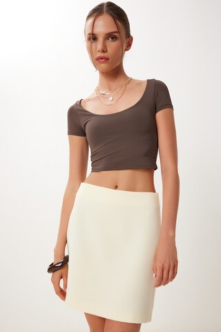 Fustă de la Happiness İstanbul pe galben: față