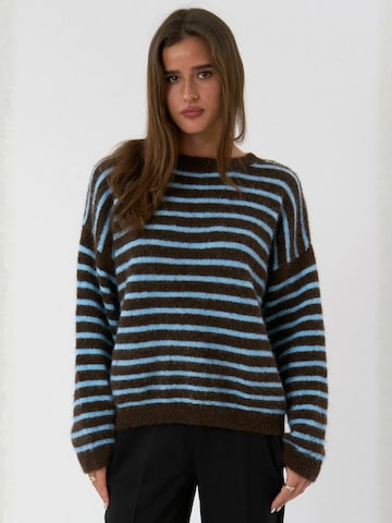 TEESHOPPEN Sweater ' Sienna ' in Blau: Vorderseite
