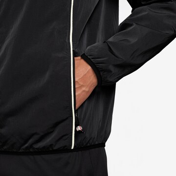 NIKE Between-Season Jacket 'Total 90' in Black