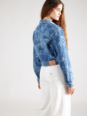 Tommy Jeans Between-Season Jacket 'Claire' in Blue