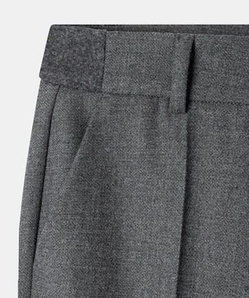 Regular Pantalon à plis ' Amelie ' Cambio en gris
