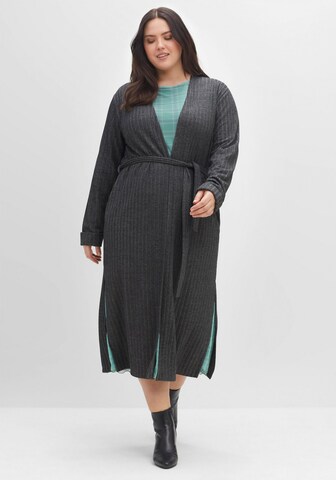 SHEEGO Knit Cardigan in Grey: front