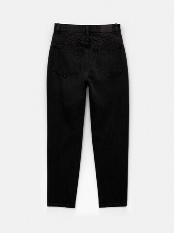 Pull&Bear Regular Farkut värissä musta