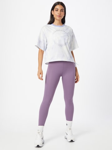 NIKE - Skinny Pantalón deportivo 'One Luxe' en lila