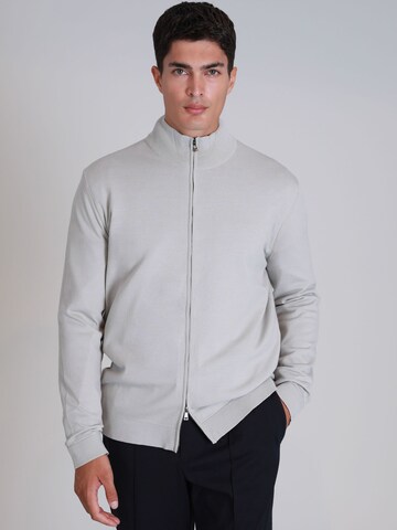 Vestes en maille Lufian en gris : devant