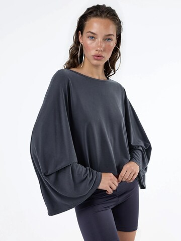 T-shirt Busem en gris
