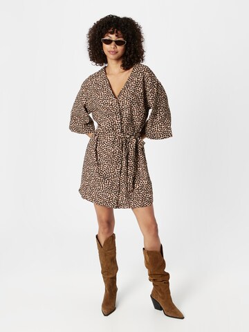 Robe Monki en beige