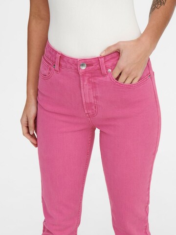 Coupe slim Jean 'Emily' ONLY en rose