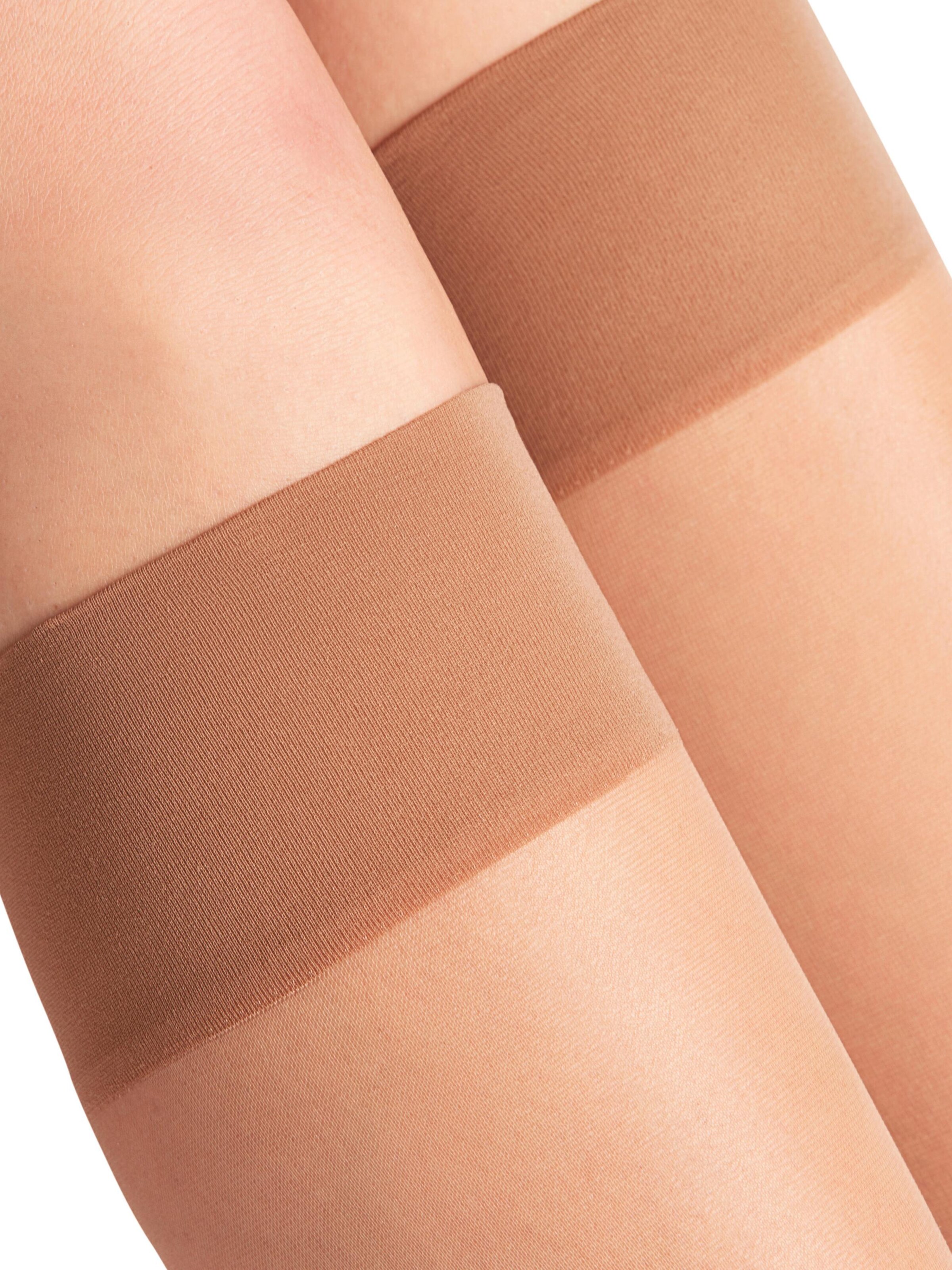 FALKE Knee High Socks in Pink