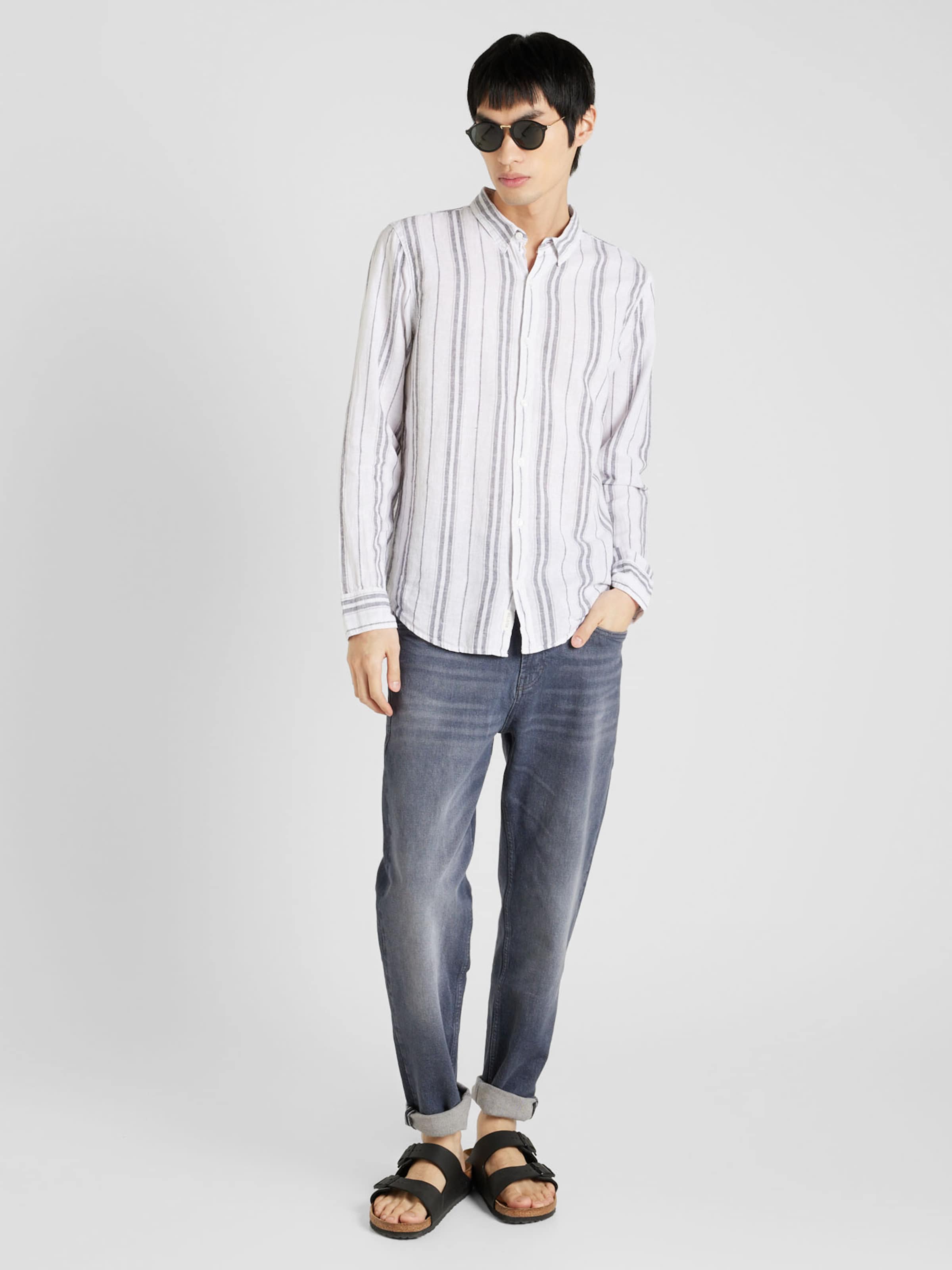 HOLLISTER Regular fit Button Up Shirt in White ABOUT YOU