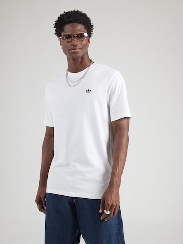 ADIDAS ORIGINALS - Camisa 'Trefoil Essentials' em branco: frente