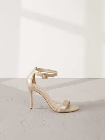 Next Sandale in Gold