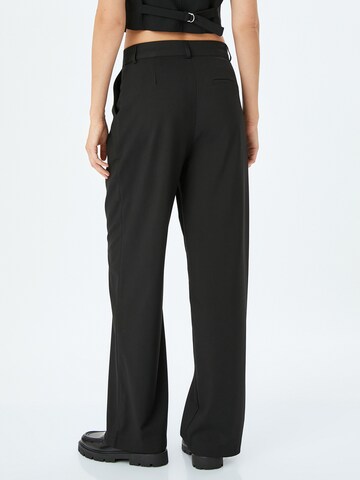 Koton Wide leg Pleat-Front Pants in Black