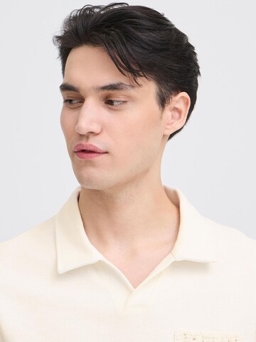 Maglietta ' CFElverum ' di Casual Friday in beige
