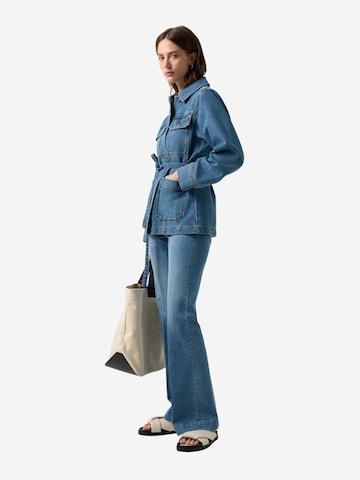 BOGNER Flared Jeans 'Devin' in Blau