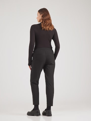 MORE & MORE - Slimfit Calças com vincos 'HEDY' em preto
