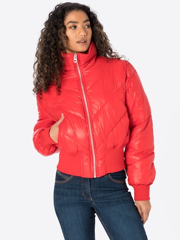 WEEKDAY Демисезонная куртка 'Wield' в Красный: спереди