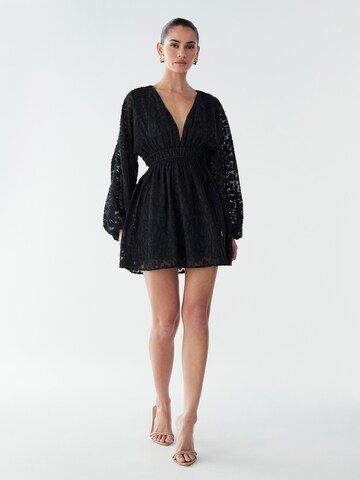 Rochie 'Gracie' de la BWLDR pe negru: față