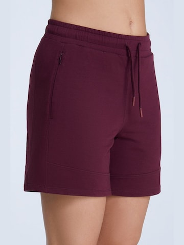 True North Loose fit Pants in Red