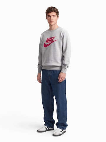 Nike Sportswear Sweatshirt 'CLUB' i grå