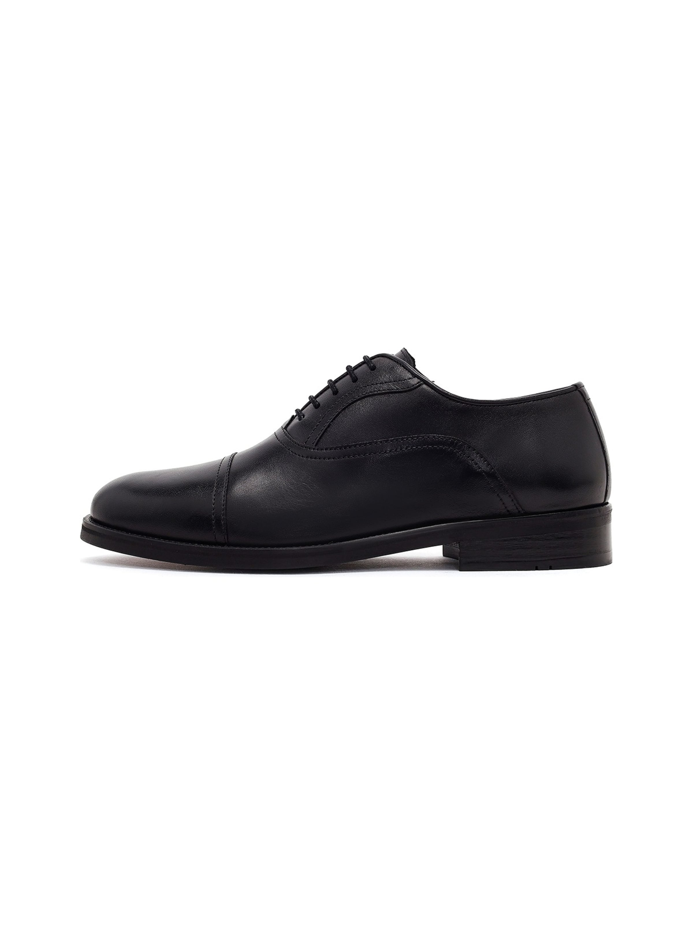 Derimod - Zapatos con cordón en negro: frente
