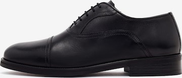 Derimod - Zapatos con cordón en negro: frente