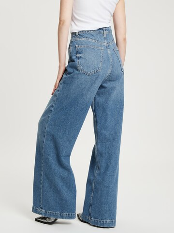 Cross Jeans Wide Leg Jeans 'C 4809' in Blau